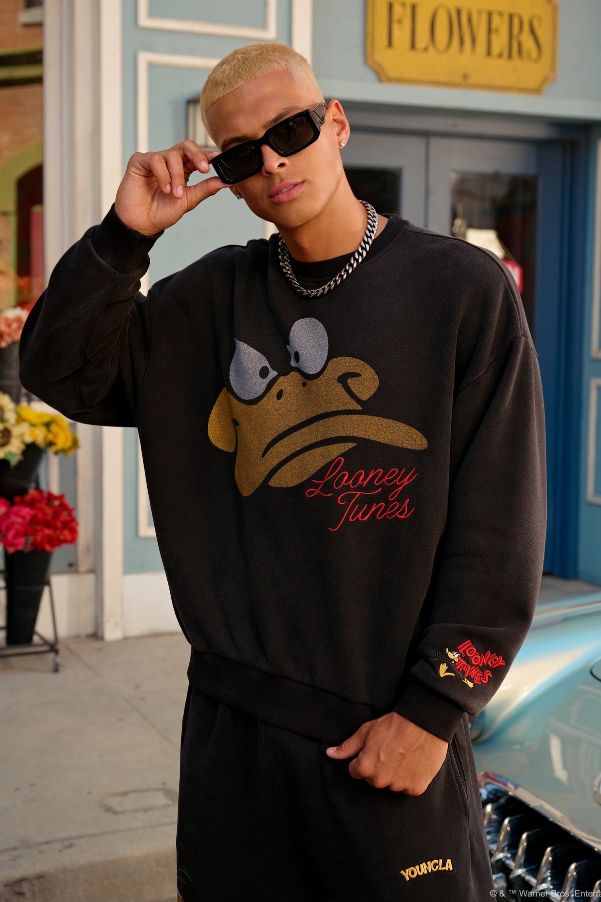 Looney Tunes Face Crewnecks - Daffy F